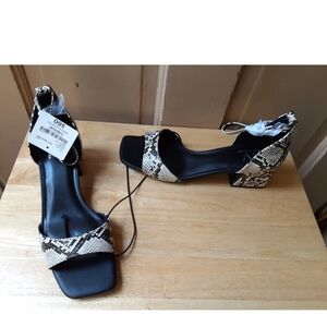 Snakeskin Patterned Women's Sandals